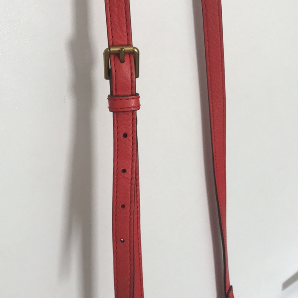 Fossil Red Leather Fringe Crossbody - Picture 4 of 7